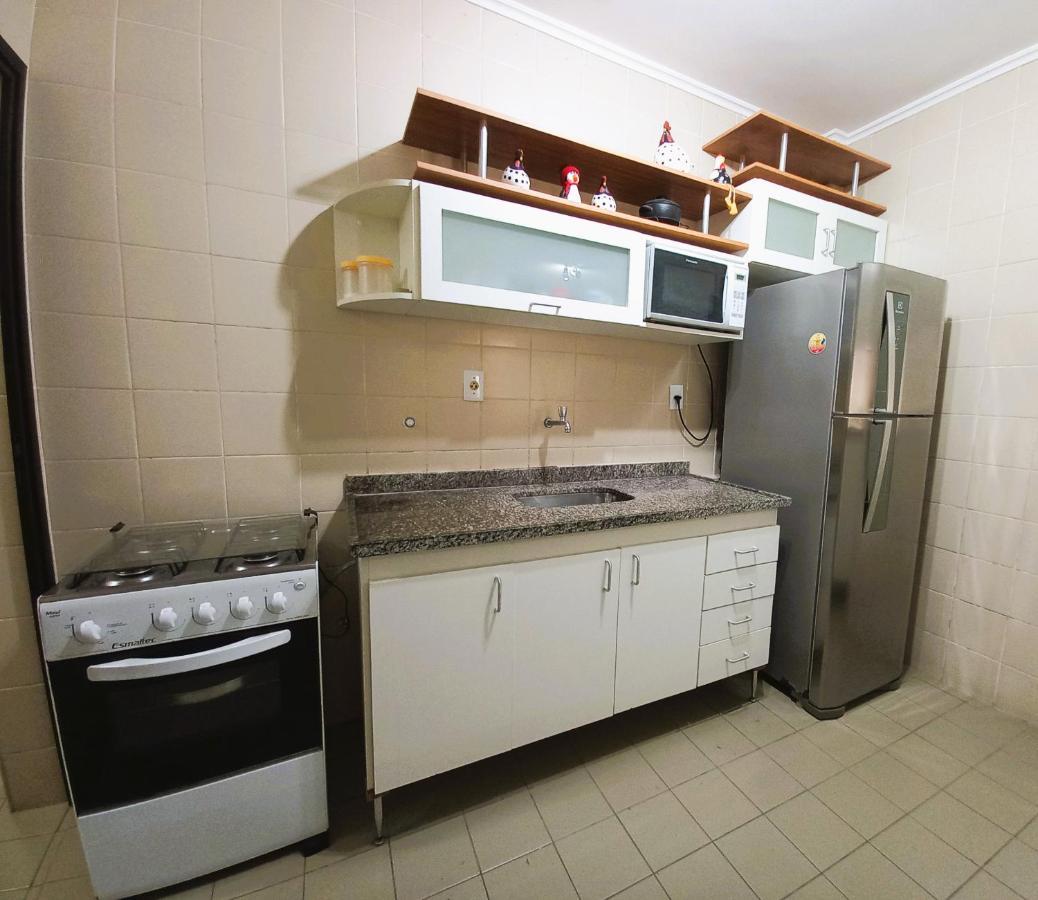 Apartamento Grande 50m Do Mar - Varanda E Praticidade Ubatuba