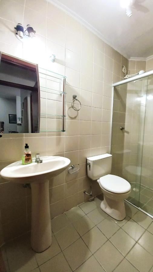 Apartamento Grande 50m Do Mar - Varanda E Praticidade Ubatuba